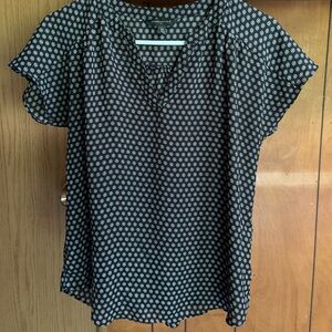 Banana Republic Black and White Flutter Sleeve Blouse